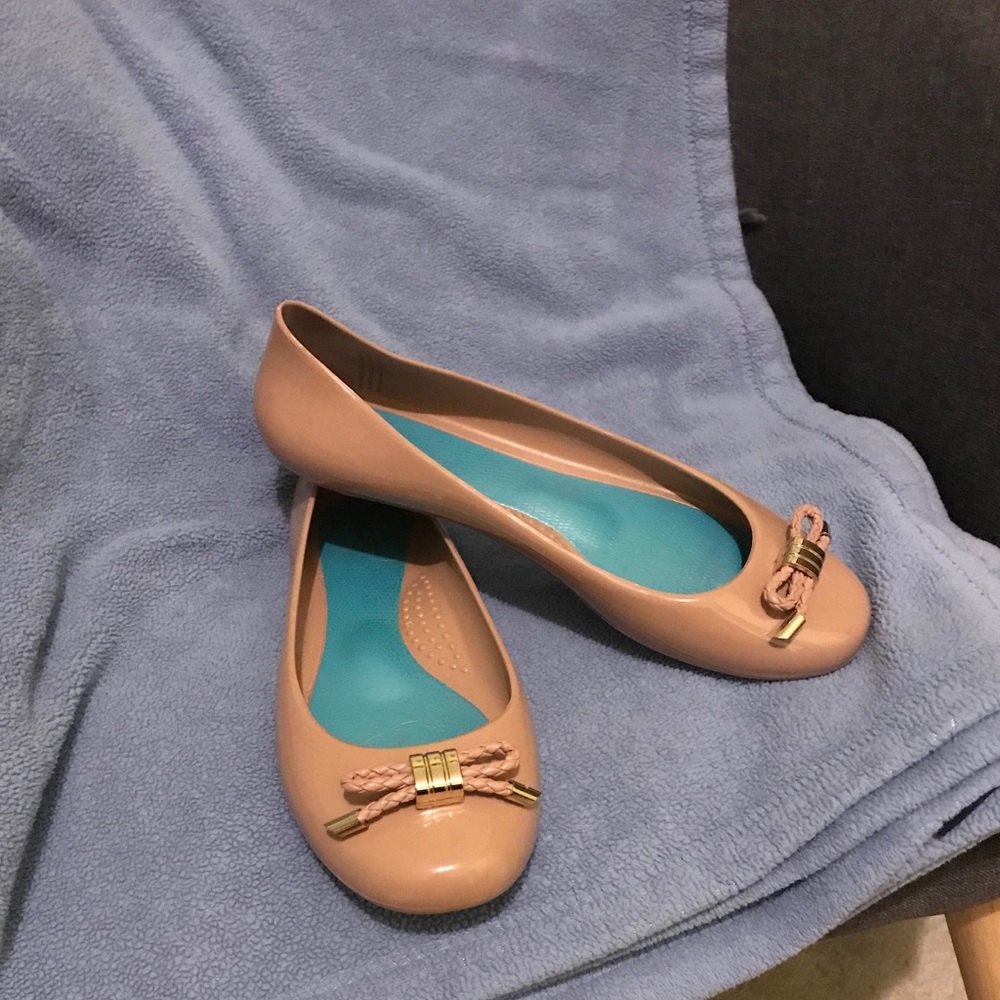 Oka B ballet flats